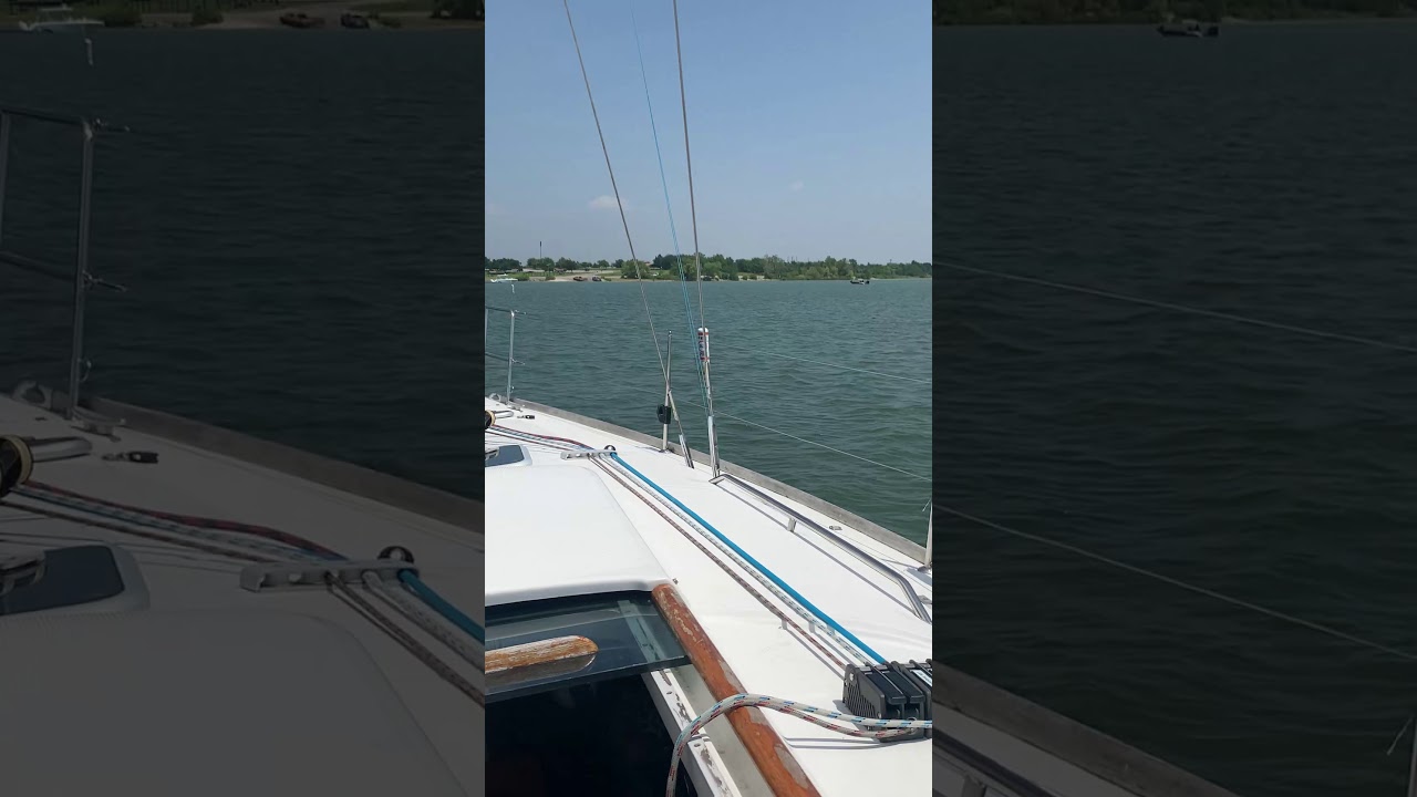 Sailing from The Colony to DCYC for a lake record!! ITSails with the family crew