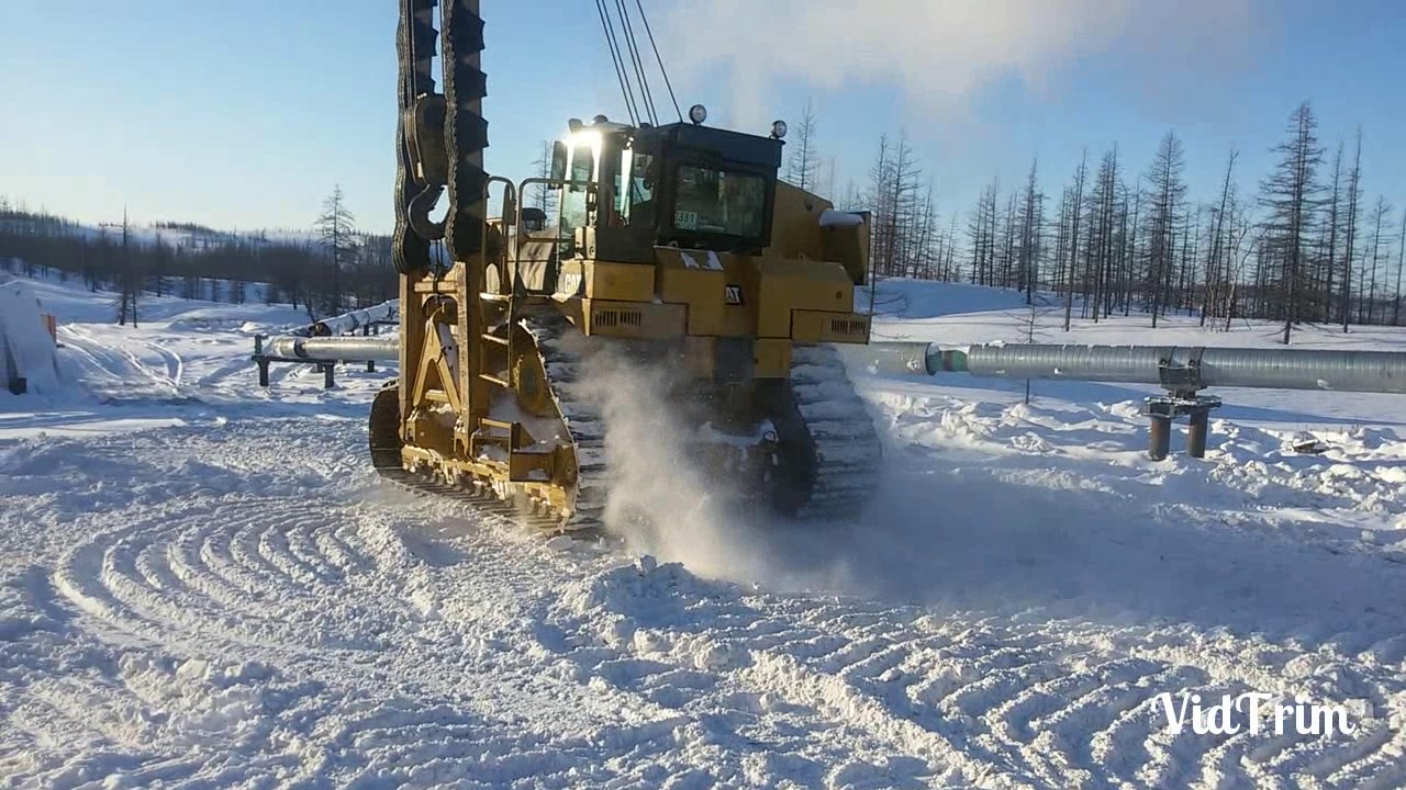 CAT 587 R