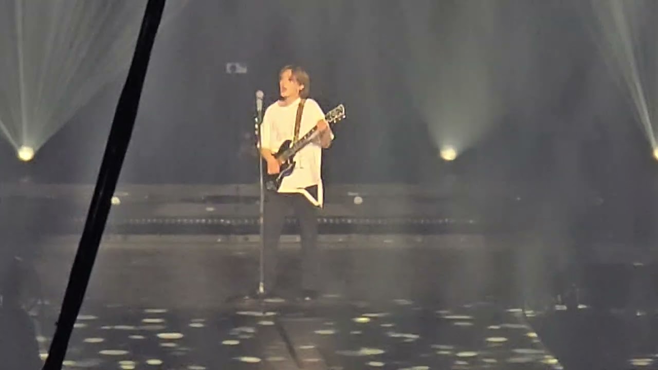 Dont Look Back In Anger - Theo solo stage EXTRA : P1harmony | Most Wanted Tour, London