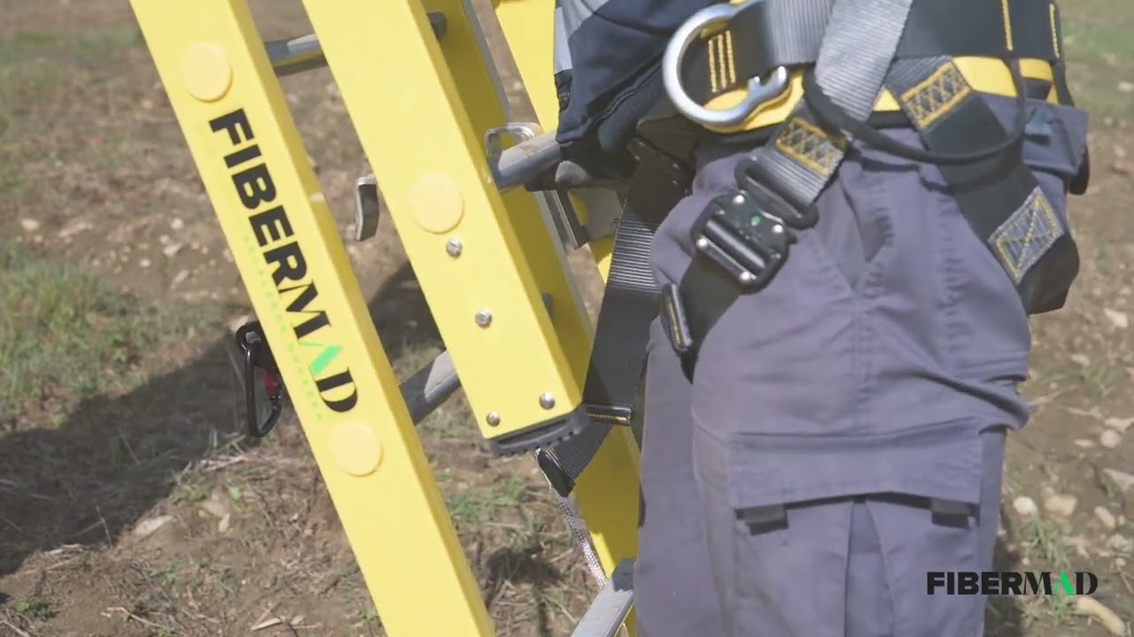 FSFP | Escalera de seguridad para trabajos en fachada y poste sólido