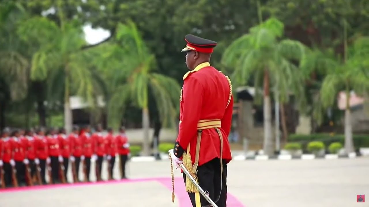 Mstaafu Mabeyo anaagwa kijeshi baada ya kustaafu