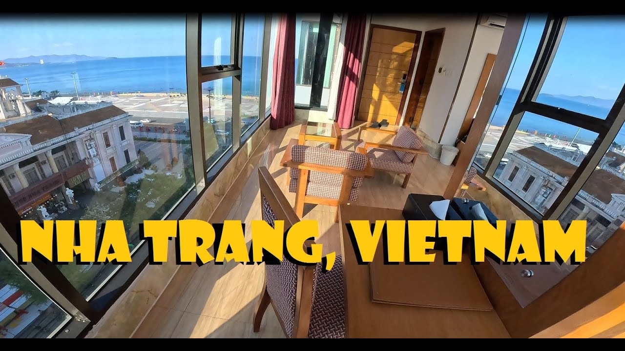 🇻🇳 Nha Trang, Vietnam: Happy Light Hotel (Where I'm staying in relation to the beach)