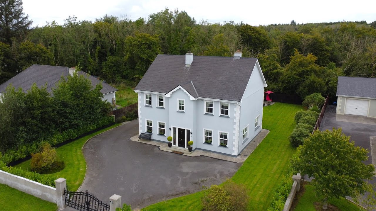 Wonderful Family Home For Sale in Ireland.  Ballinameen, County Roscommon.