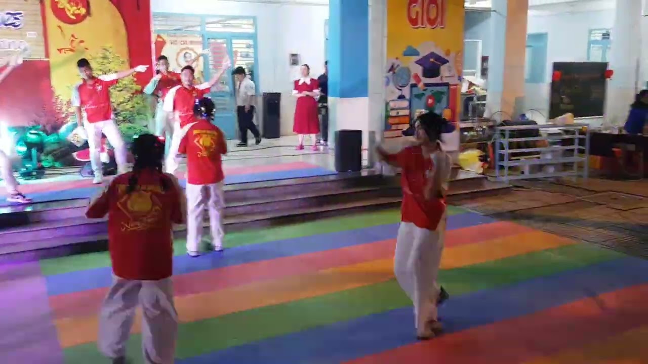 THCS THOẠI NGỌC HẦU-HỘI XUÂN 2025-LỚP 9A4-Flashmob: Mashup Nụ Cười Xuân