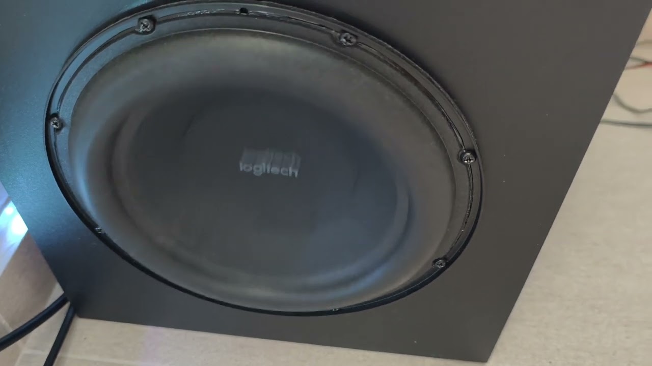 Logitech z906 BASS test SUB EXCURSION