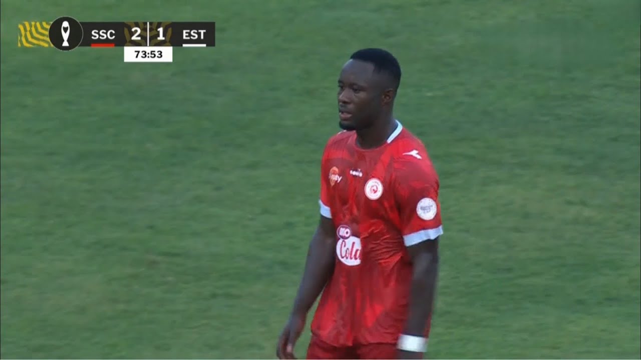 Libasse Gueye Moja ya winga machachali kwenye kikosi chetu akionesha ubora wake dhidi ya Esperance