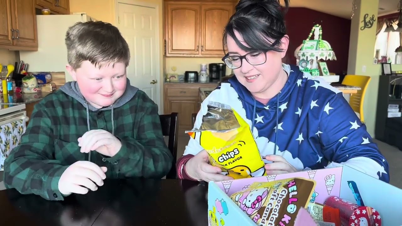 Tasting a Hello Kitty Sanrio Mystery Snack Box!
