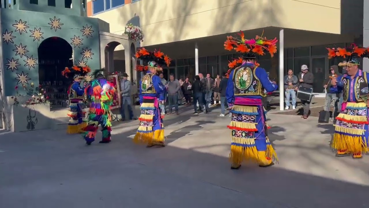 #danzafolklórica de oaxaqueños en celebración a la virgencita de la soledad 🙏🥰🇲🇽