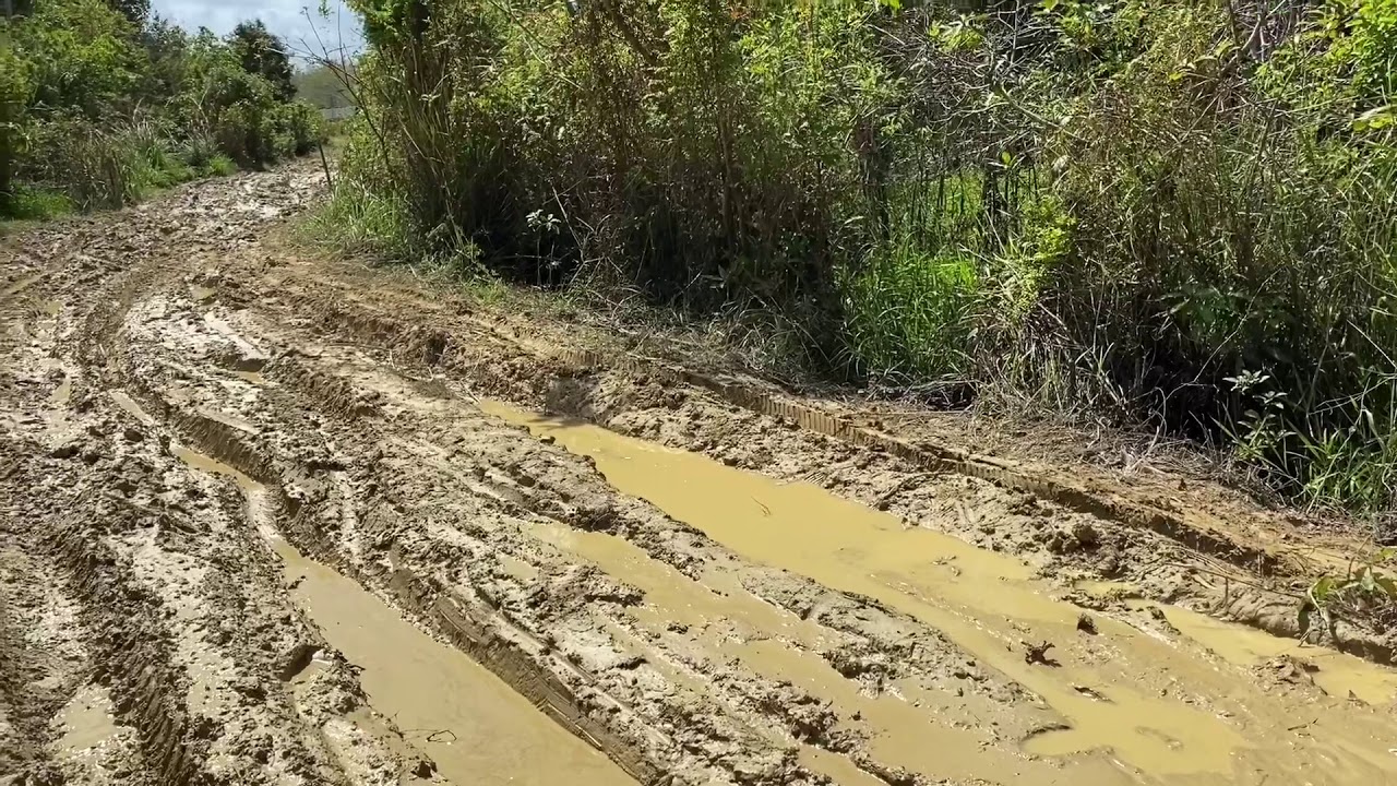 4WD Kembara J100 HC 2001/ Daihatsu Terios muddy crossing durian hunting