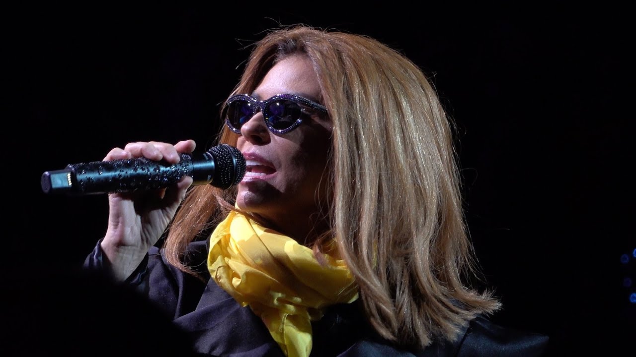 Shania Twain - Waking Up Dreaming *PARTIAL* (Live in Glasgow, Scotland)