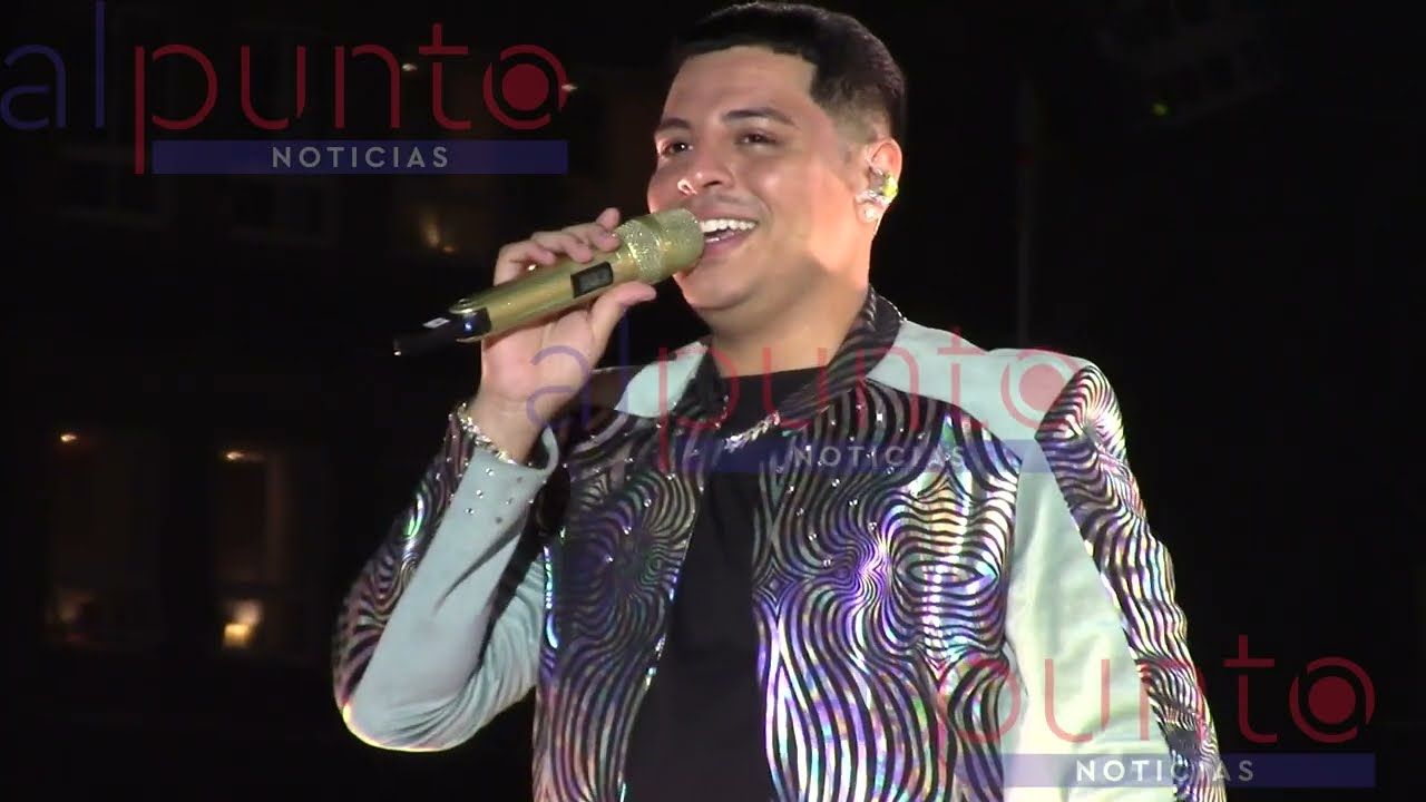 Grupo Firme en el Zócalo CDMX - El amor no fue pa´ mi