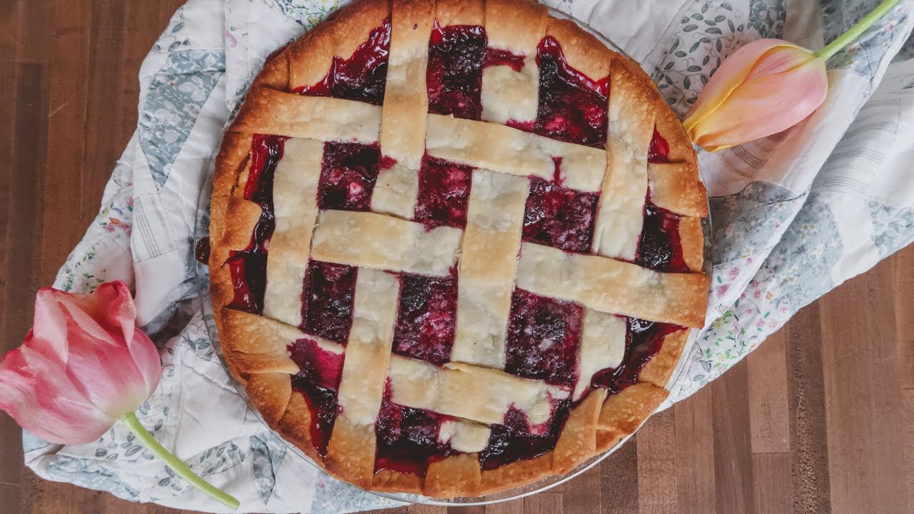 Deep Dish Blackberry Pie Recipe | Fast and Easy Pie Recipe