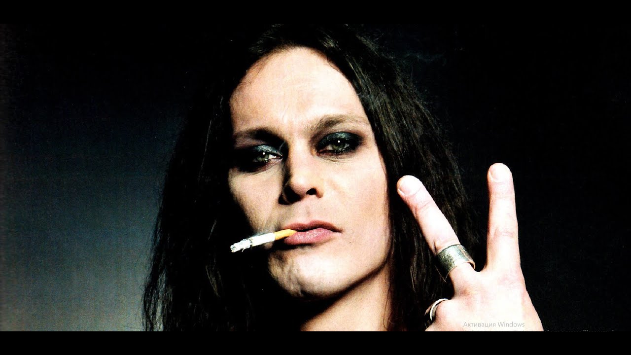 ֍֍֍ Вилле Вало (Ville Valo, HIM) На Пороге Успеха (часть 2) (перевод) 25.01.99