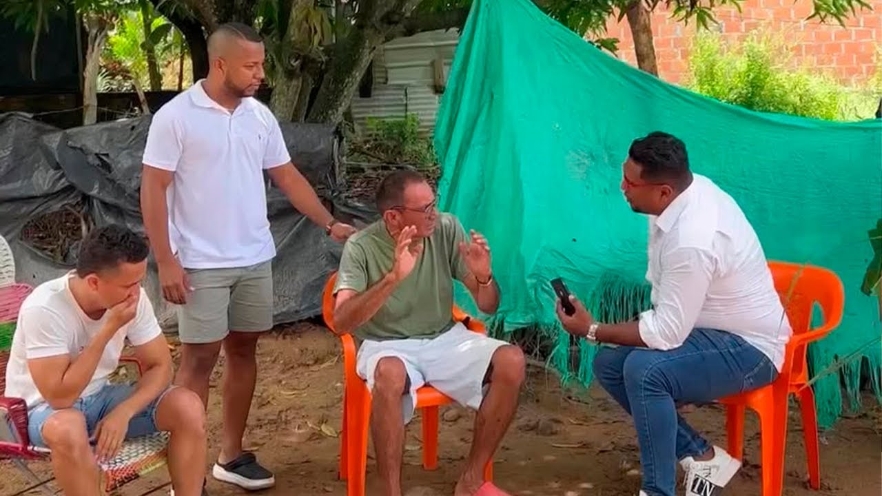 Pello y Beto Jaraba pele4n en plena Entrevista 😳😱😱