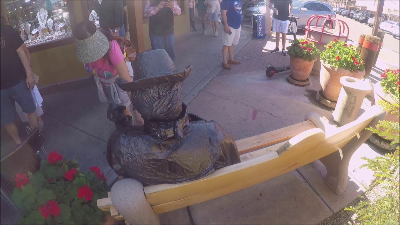 Watch what happen when a living statue spreads laughter one person at a time!