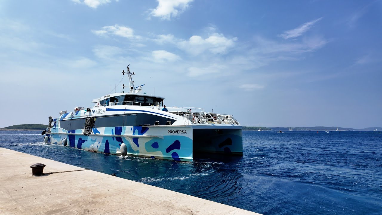 Ship to the island of Hvar | High Speed Craft | Hvar | Croatia