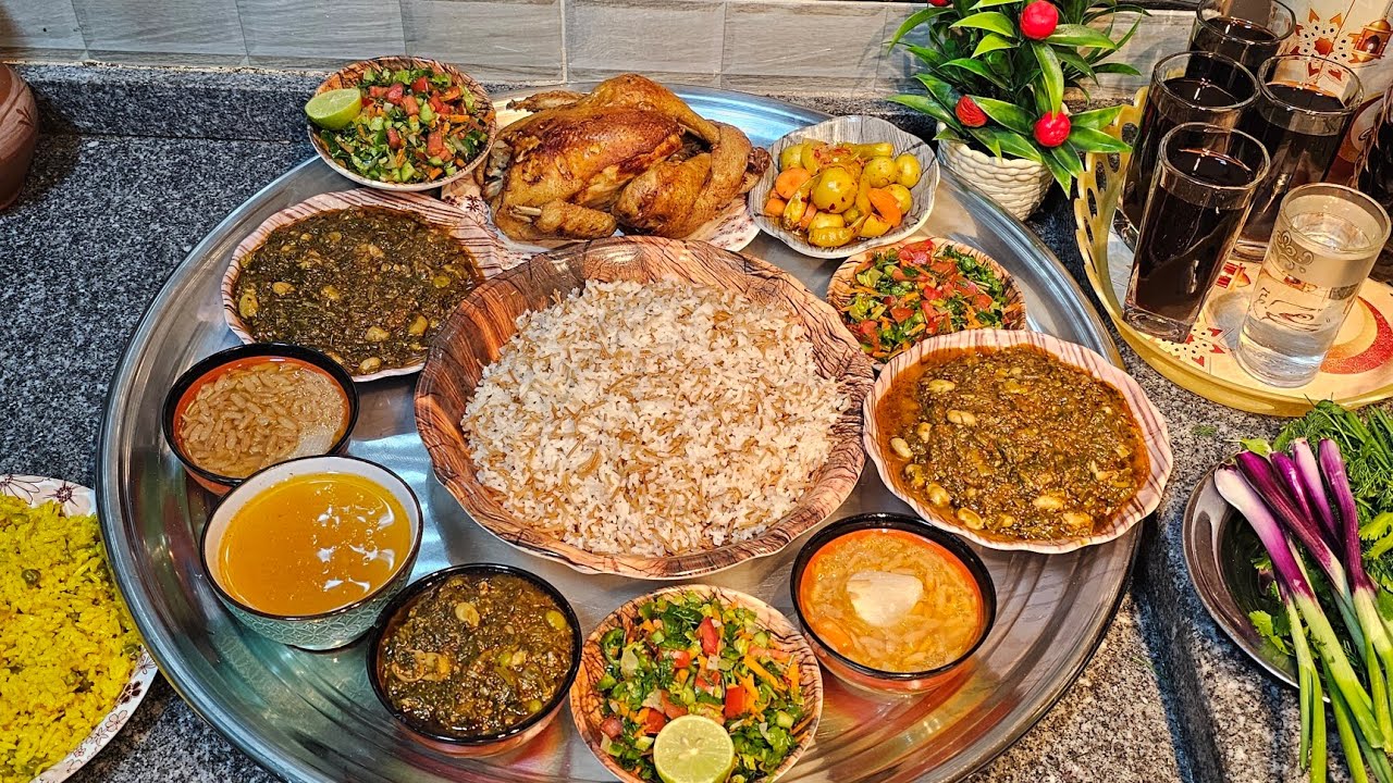 تعالوا نعمل طريقه السبانخ الدمياطي باجمل واسهل طريقه صدقوني كان اجمل فطار💗😋
