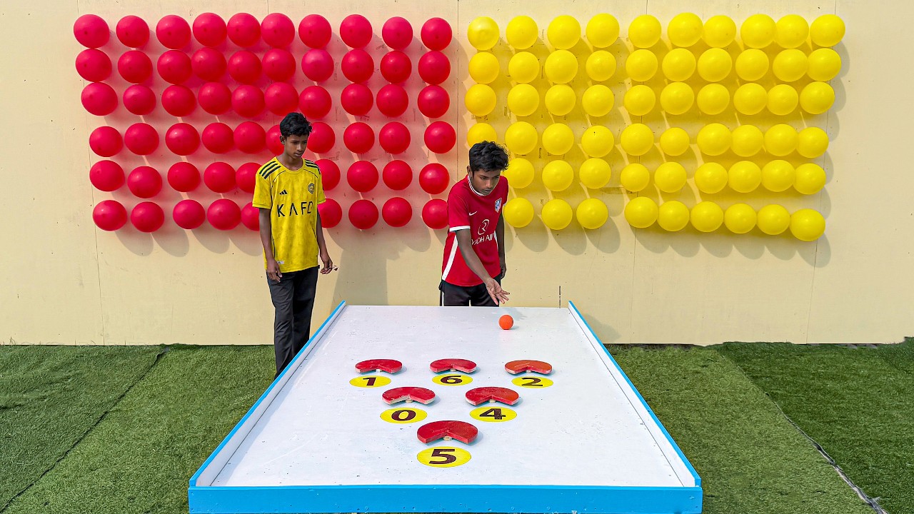 Who is lucky enough to score 60 first & win the challenge ?