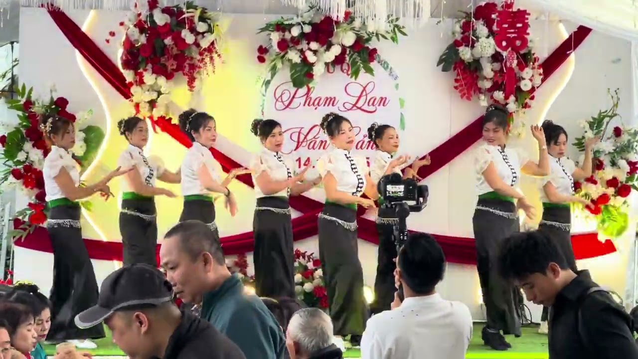 ngày 14 tháng 12, 2025
