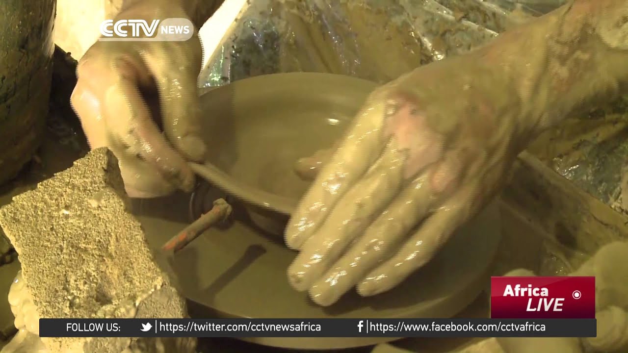Berbers keen on keeping the art of pottery alive in Algeria
