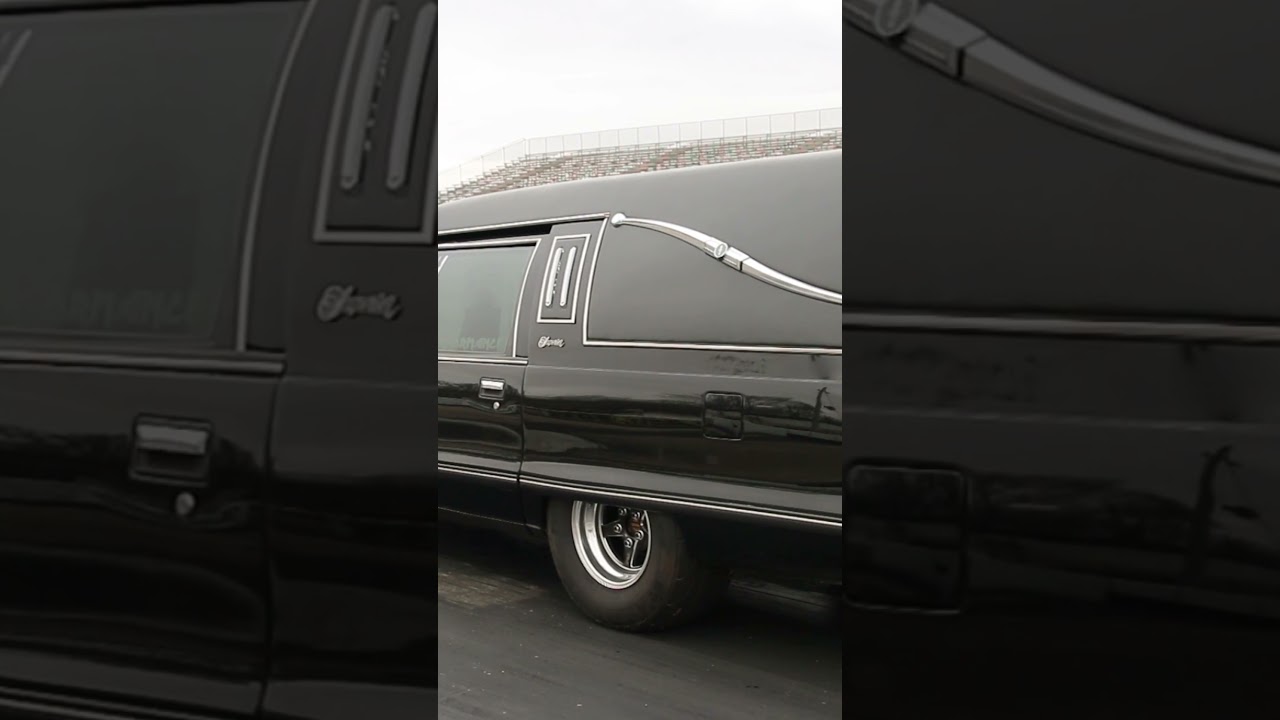☠🙏🏼 FASTEST RIDE TO THE FUNERAL! #shorts #hearse  #fastest  #ride #funeral