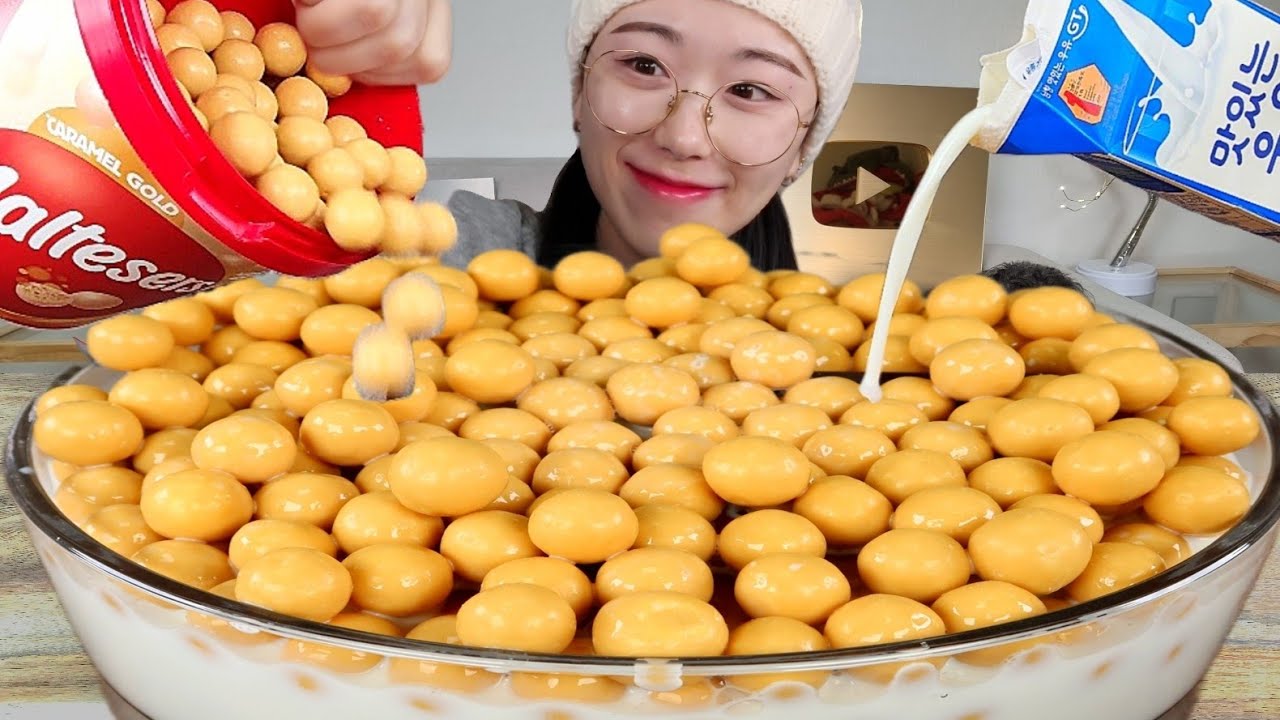 ASMR 🧀치즈케익 몰티져스 우유에 말아먹기 디저트 리얼먹방 :) Cheese cake with milk MUKBANG