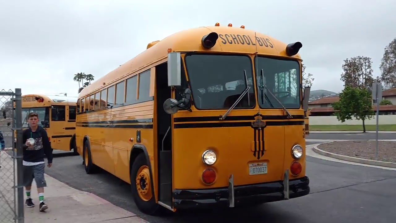 Crown supercoach bus 37 start up!