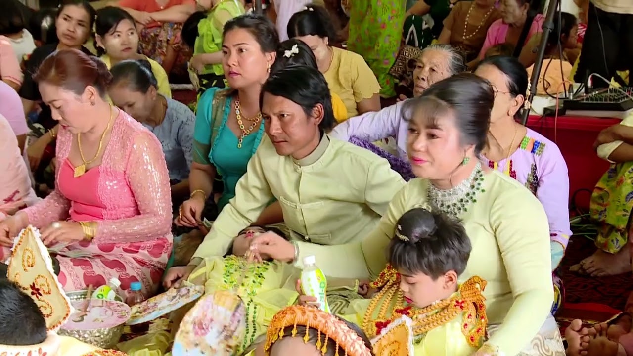 တွေ့ရခဲတဲ့ ဆရာနှစ်ယောက်ရဲ့ဘိသိက်  (2:34) မိနစ်ရှိစဆုံးလဲ တင်ထားပါတယ် ဒါလေးက အဲဒီဘိသိက်ခန်းထဲကပါ