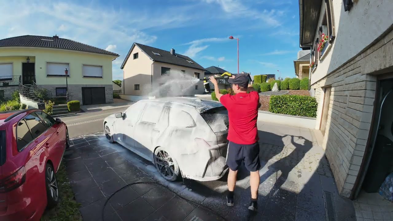 M3 Touring Car Wash timelapse