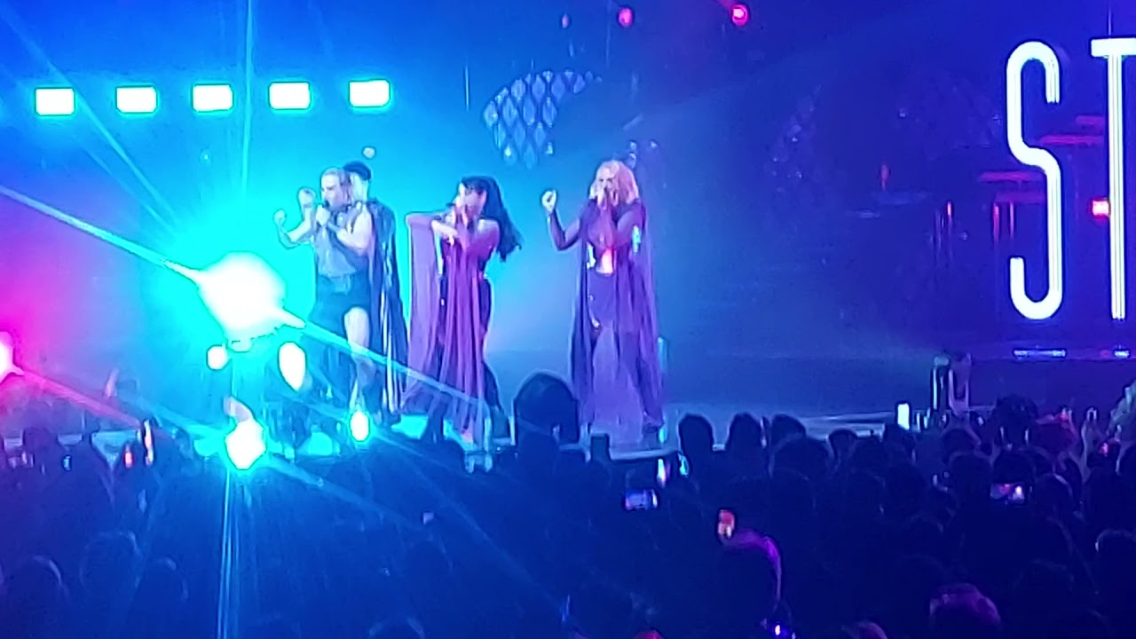 Steps. What the Future Holds. Live at the O2 London