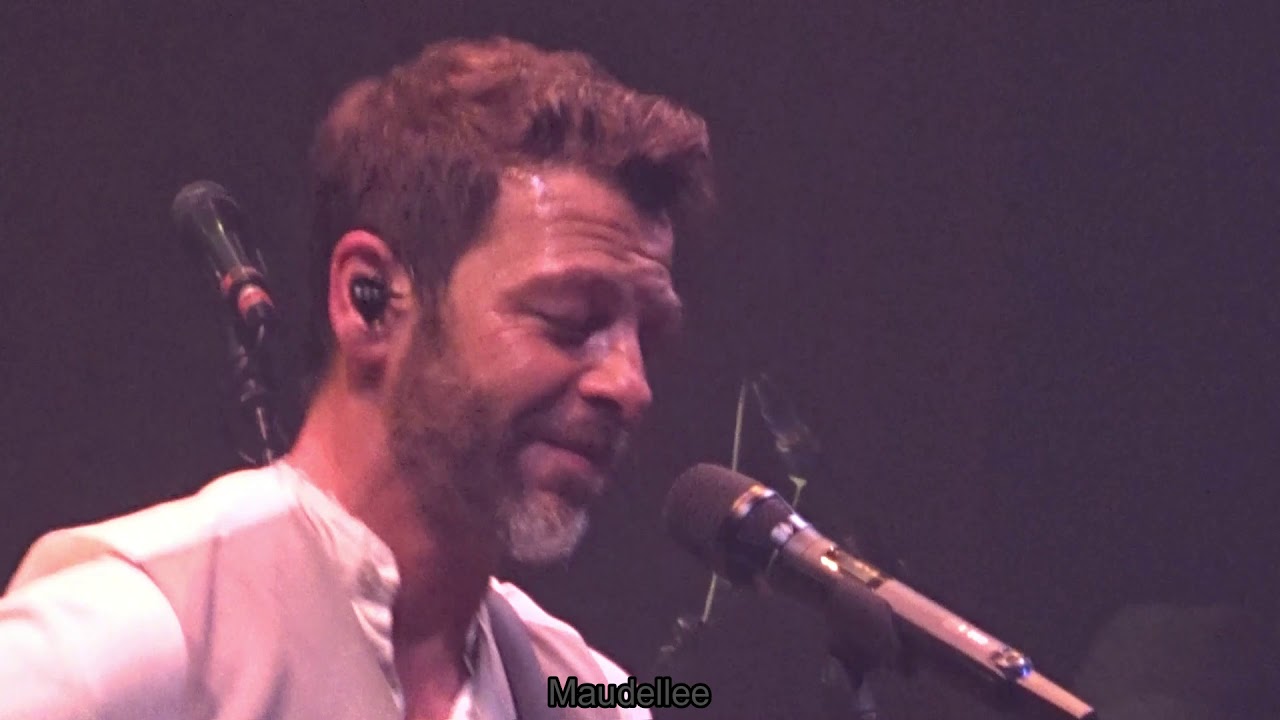 Christophe Maé - Bouquet de roses - 20 Novembre 2019 - Cirque Royal Bruxelles
