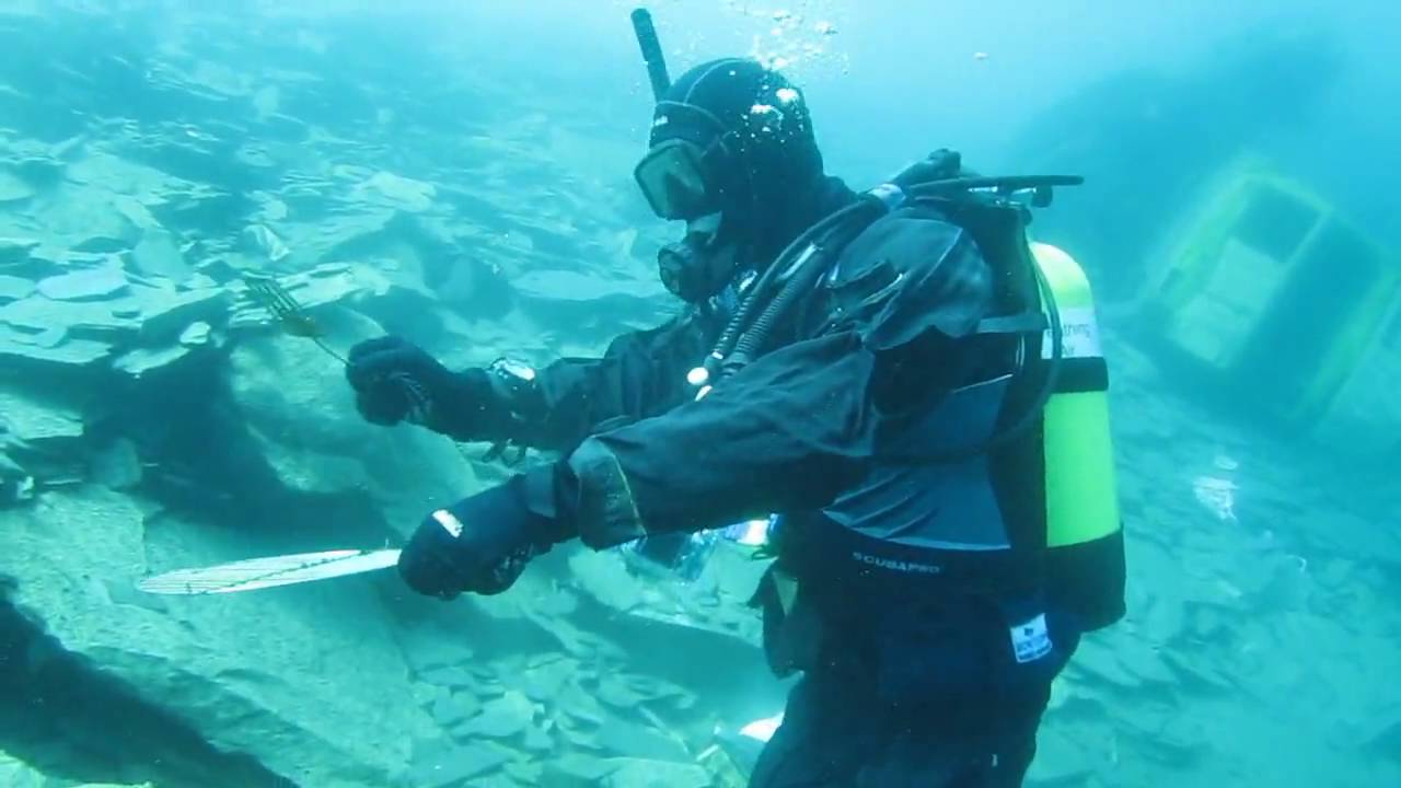 Scuba Diving Blue Pool, Llangollen, Wales (+Underwater BBQ)