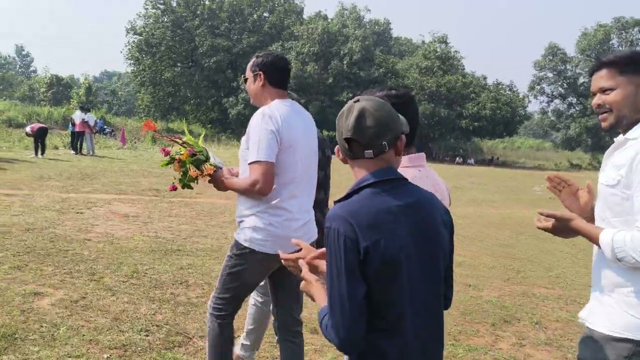 Kanthasilpi abam Abasaraprpta  Sainika Sunil Kumar  .bapuji Club Cricket 🏏.korada Angul 