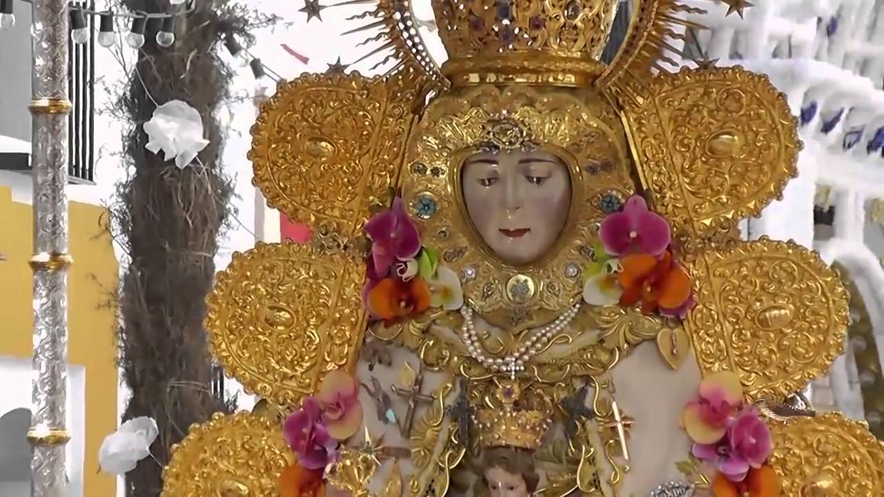 Procesión de la Virgen del Rocío en Almonte 2013