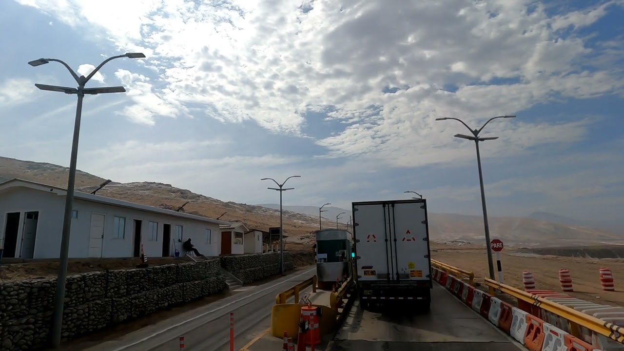La Costanera viajamos de Camana hasta Punta del bombón Arequipa por la carretera Costanera .