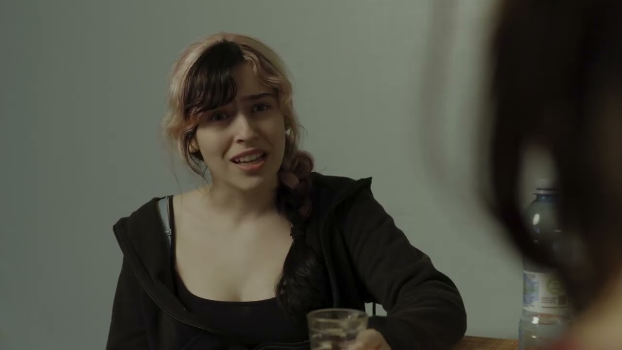 Cena: Que horas ela volta - Maria Clara e Simone