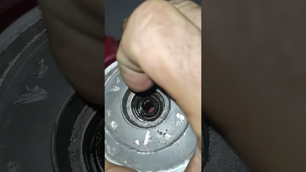 Troca reparos bomba d'água Gsx750r 1998 parte 2