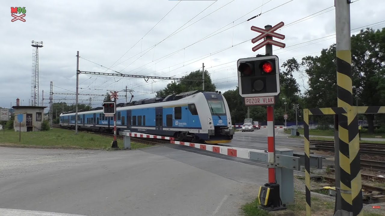 Železniční přejezd Skalice nad Svitavou [P6810] - 2.7.2021 / Czech railroad crossing