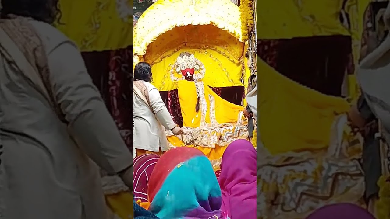 🦚🌺✨मन मोह लेगी ये आरती - श्री राधा वल्लभ लाल के आज के दर्शन | 30 जनवरी 2026,  वृंदावन