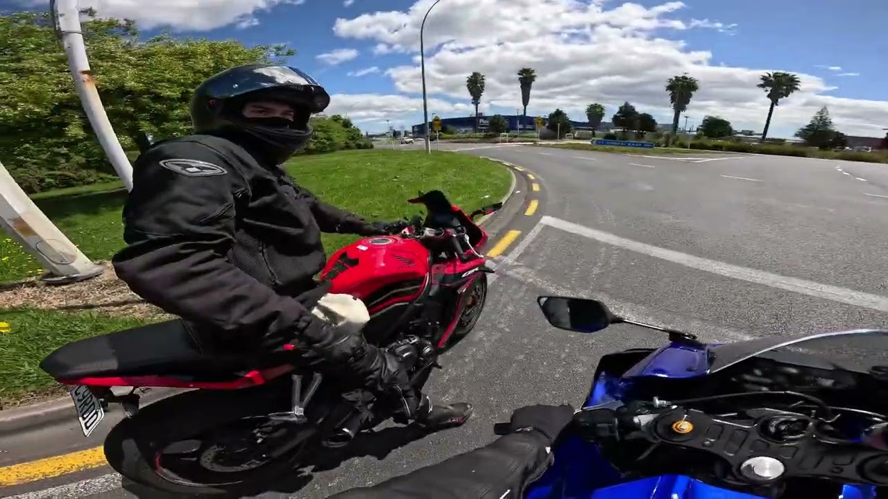 70+ BIKES & R7 CANYON RUN OUT RAGLAN