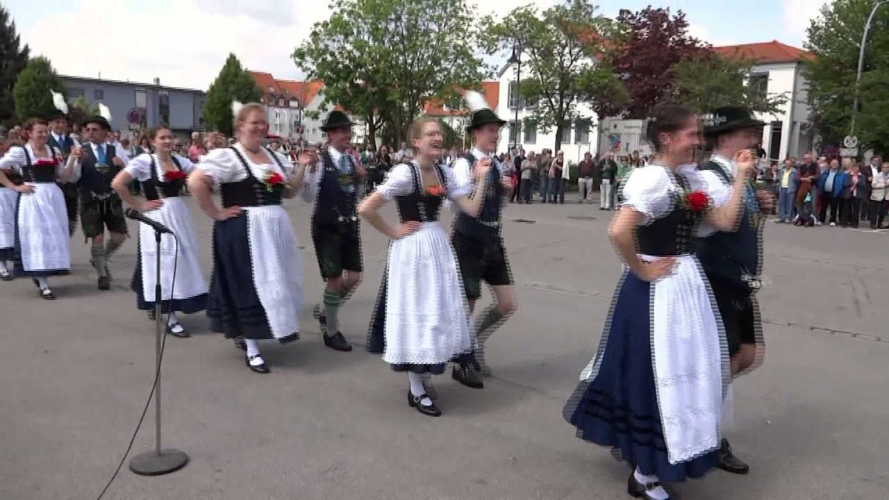 Maibaum antanzen K&ouml;nigsbrunn