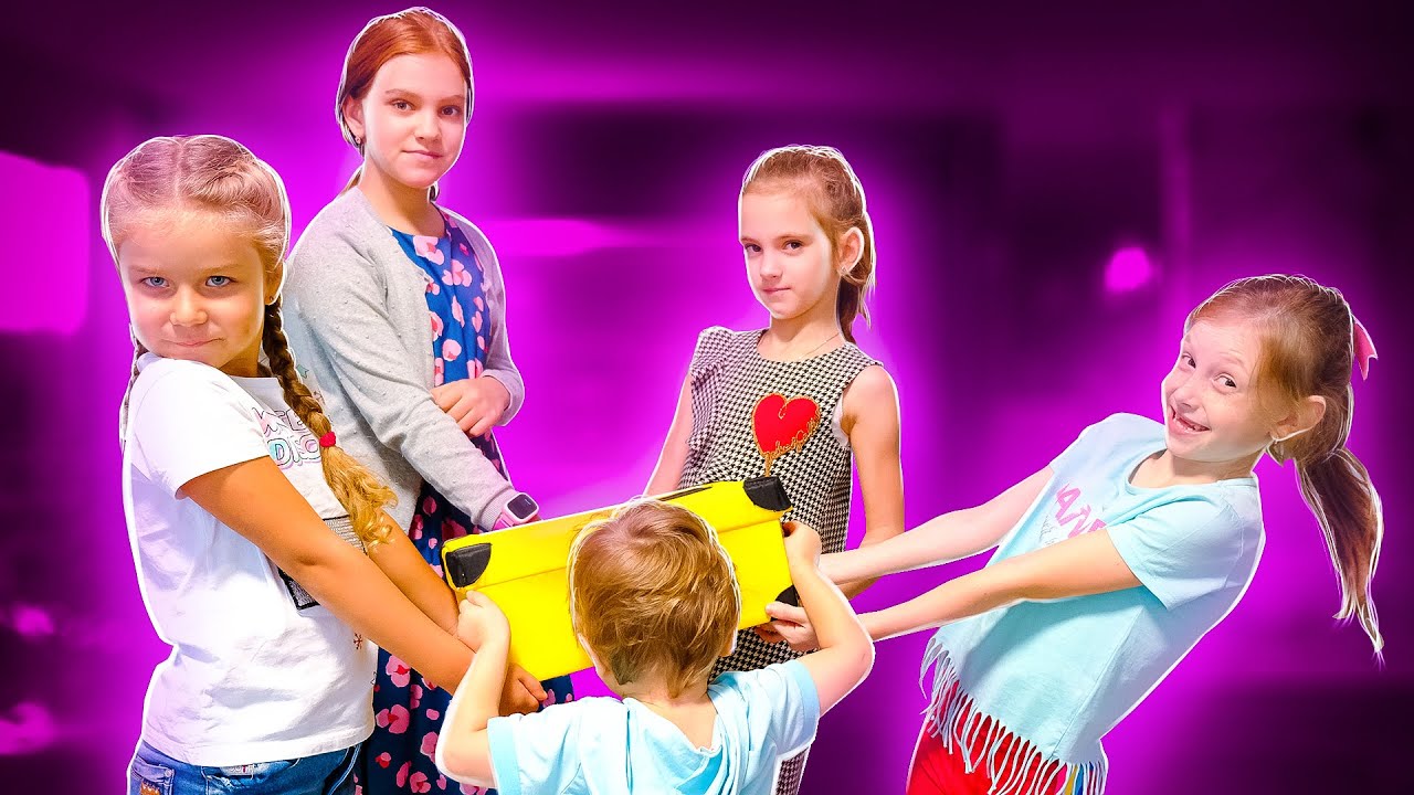 Лучший подарок для мамы. Кто его найдет?