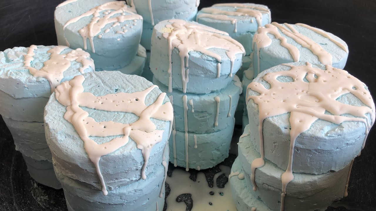 Blue gym chalk circles