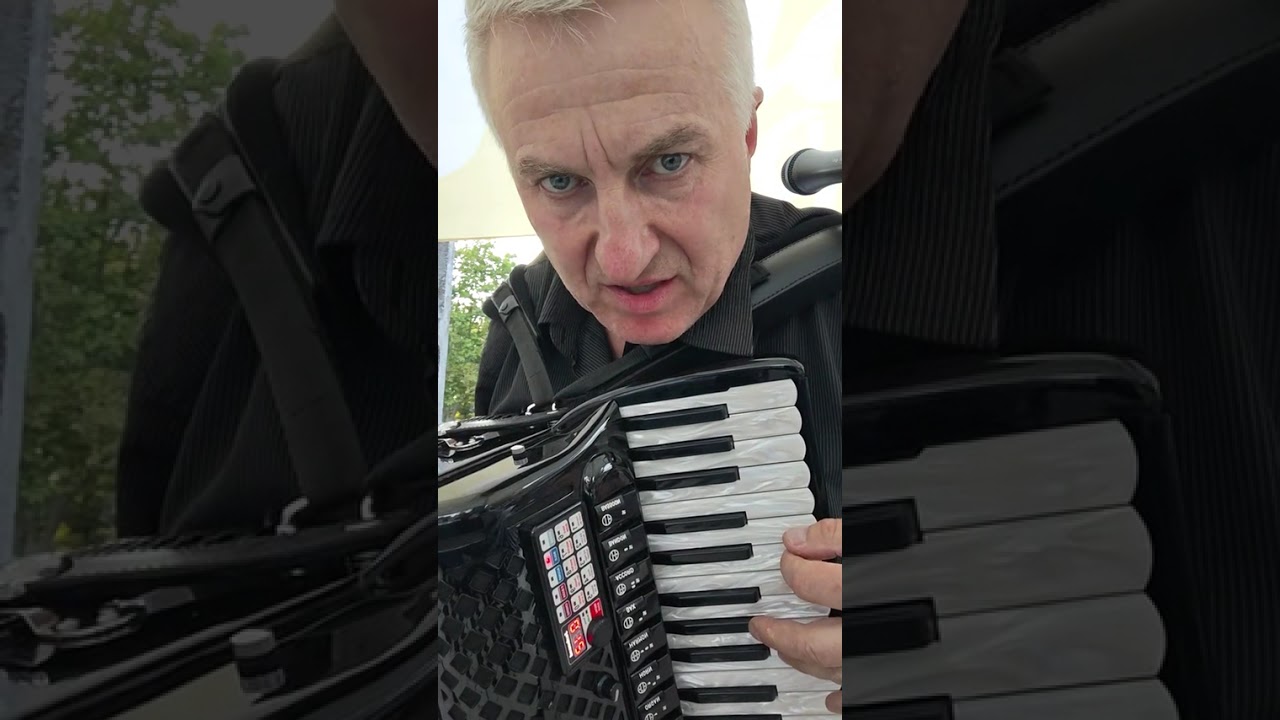 Show free miusik-Bubi Bácsi Konyhája Gyenesdiás, Caravan Camping,Juzisound3 modells midi Accordions
