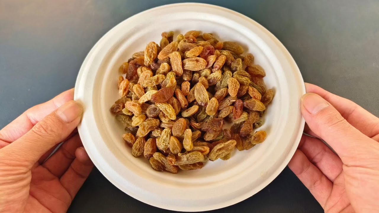 葡萄乾別直接吃 加一勺這個 大有作用超實用【鵬鵬生活妙招】#葡萄乾妙用 #葡萄乾的吃法 #食材隱藏妙用 #生活小妙招