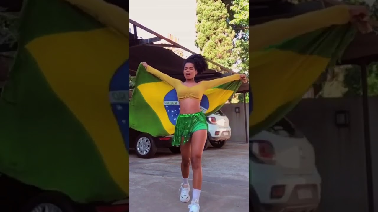 Sambando ao som de Magalenha
