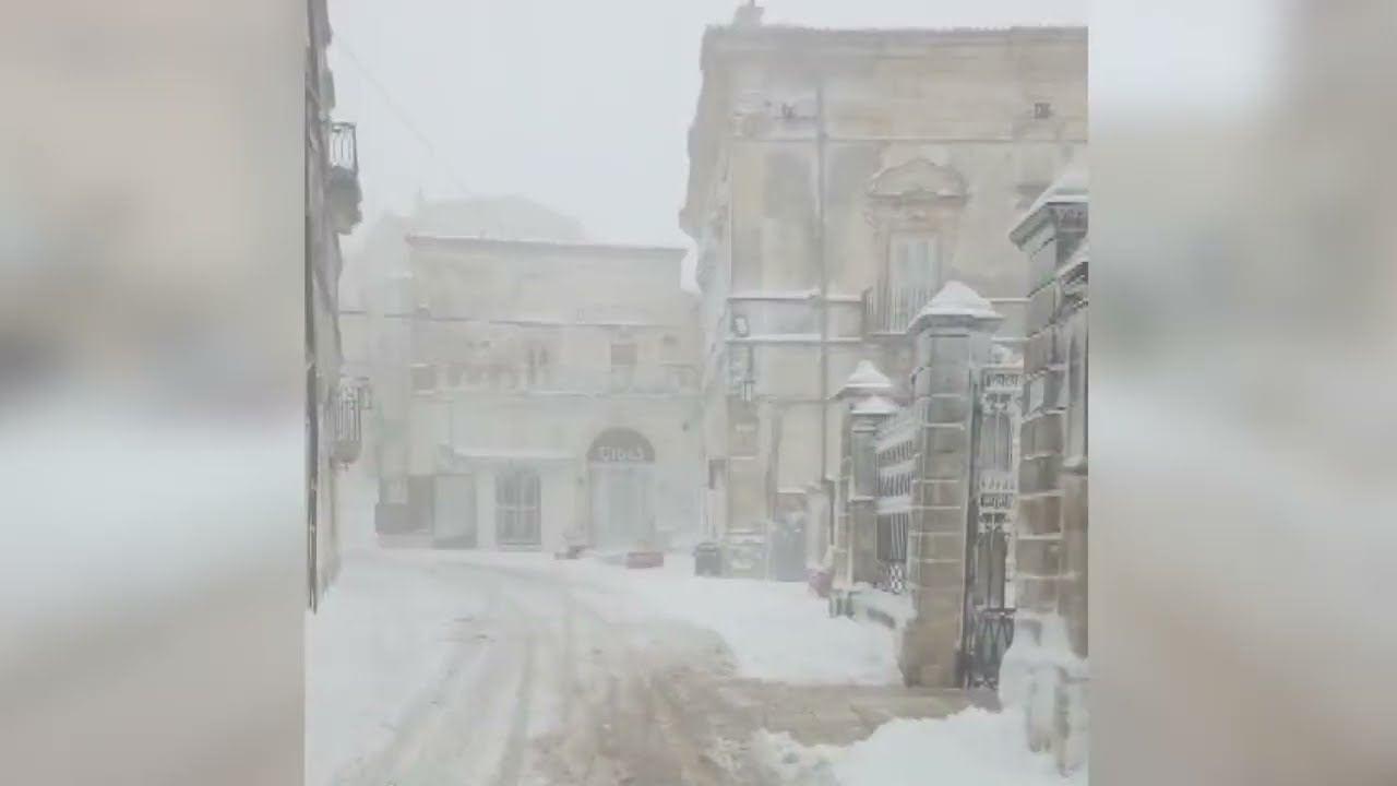 La prima neve imbianca Puglia e Basilicata: nel pomeriggio raggiungerà quote più basse