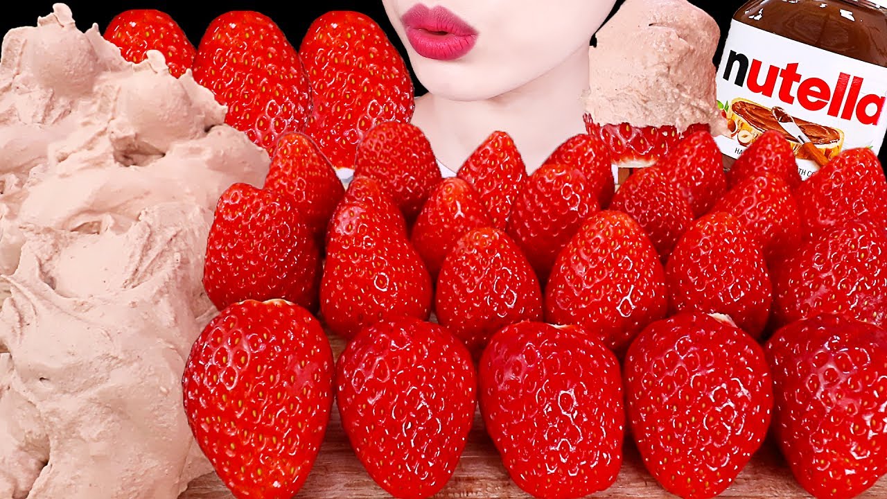 ASMR MUKBANG｜NUTELLA CHOCOLATE WHIPPED CREAM, STRAWBERRY 직접만든 누텔라 초코생크림, 생딸기 EATING SOUNDS 먹방