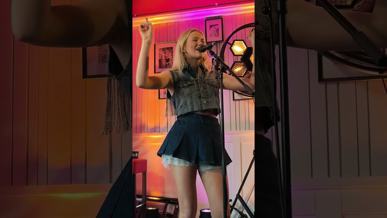 Elizabeth Nichols - Mean (Taylor Swift) LIVE @ C2C Festival Berlin 08.03.2026 @elizabethnicholsmusic
