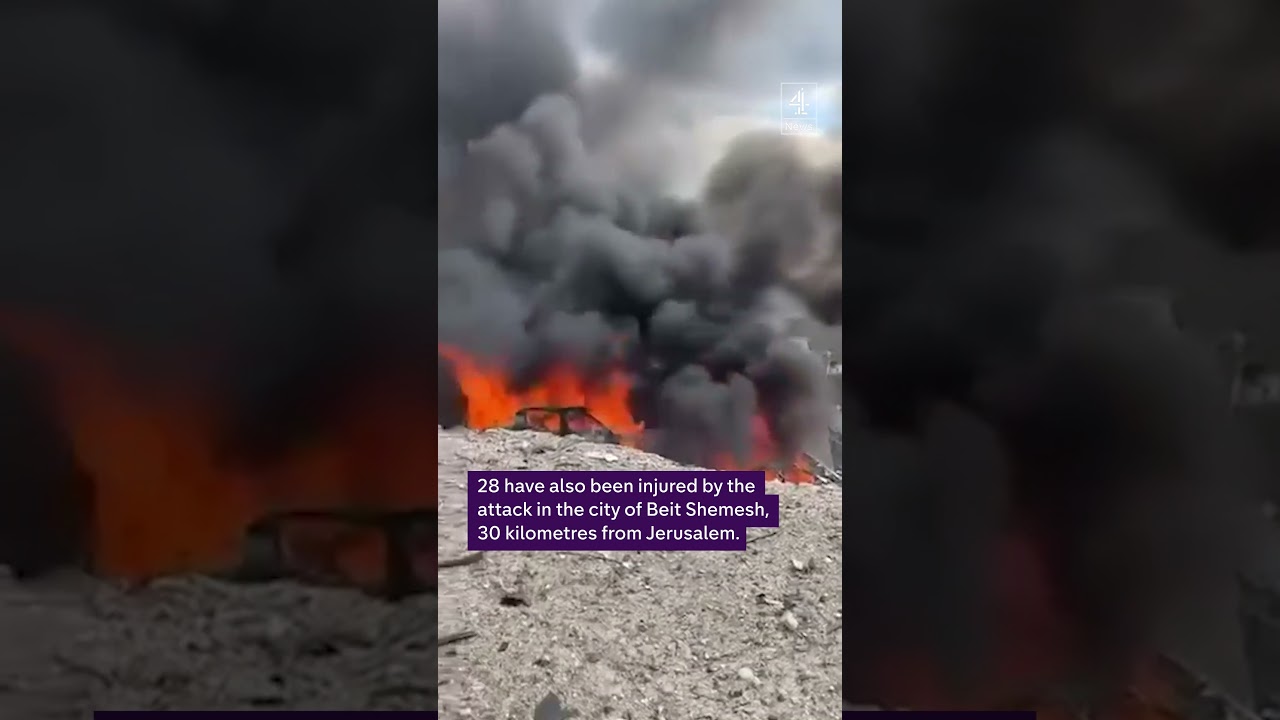 Iranian missiles strikes central Israeli city